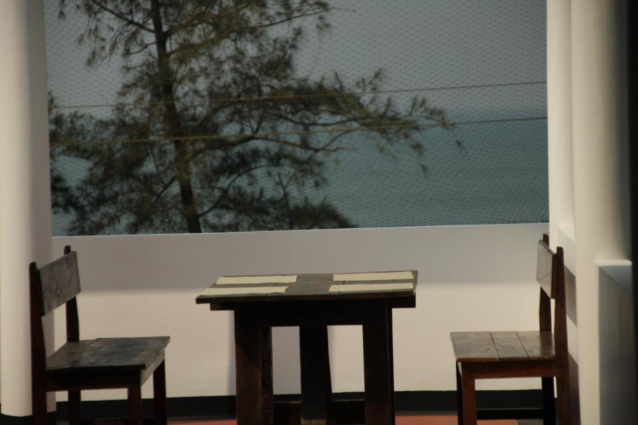 Petit Elephant Cherai Beach Exterior foto